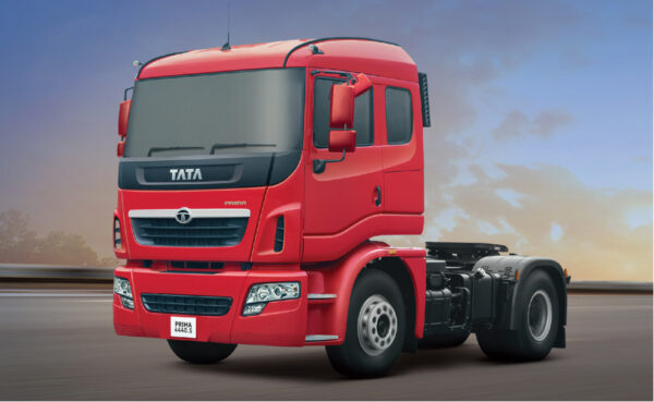 TATA PRIMA 4440.S - 4x2 Tractor Head - Image 2