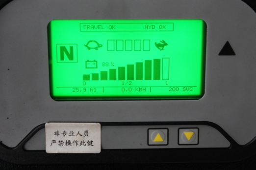 electric-forklift1-6
